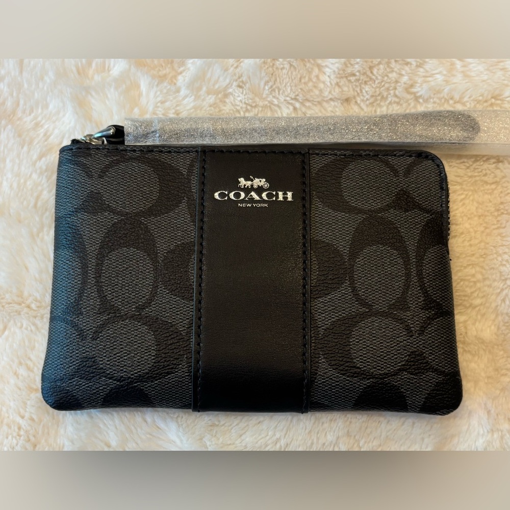 NWT Coach Black Smoke and Black Gray Signature Wristlet
